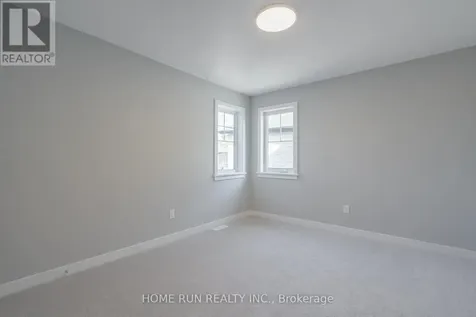 271 Ketchikan Crescent Ottawa ON K2T 0S2