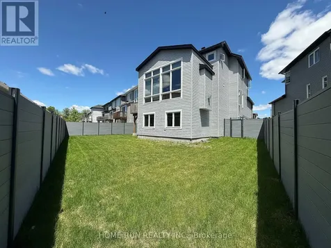 271 Ketchikan Crescent Ottawa ON K2T 0S2