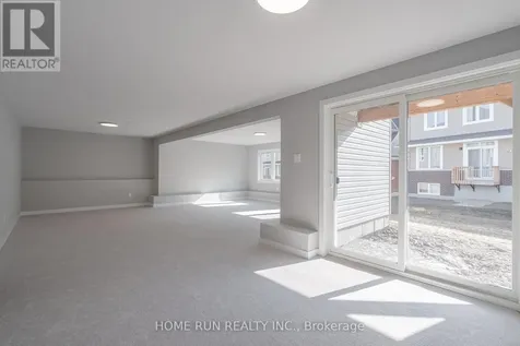 271 Ketchikan Crescent Ottawa ON K2T 0S2