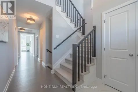 271 Ketchikan Crescent Ottawa ON K2T 0S2