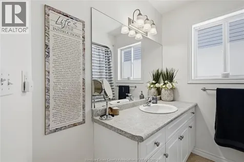2287 Northway Avenue Windsor ON N9B 3Y3