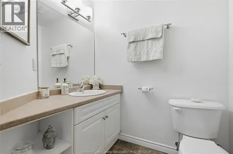 2287 Northway Avenue Windsor ON N9B 3Y3