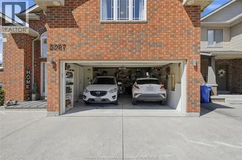 2287 Northway Avenue Windsor ON N9B 3Y3