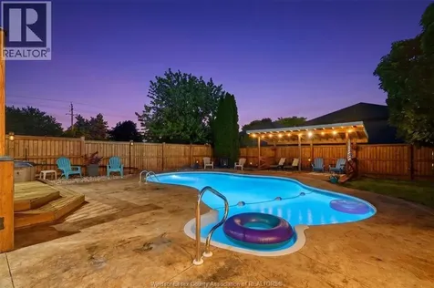 2287 Northway Avenue Windsor ON N9B 3Y3