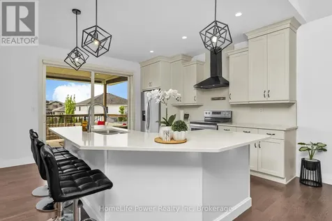 329 Patten Crescent Amherstburg ON N9V 0G3