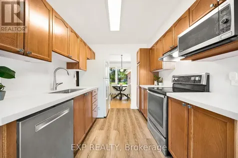 87 Banchory Crescent Ottawa ON K2K 2V2