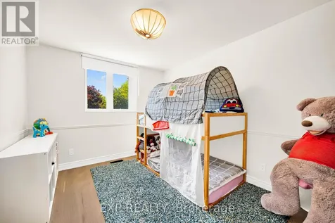 87 Banchory Crescent Ottawa ON K2K 2V2