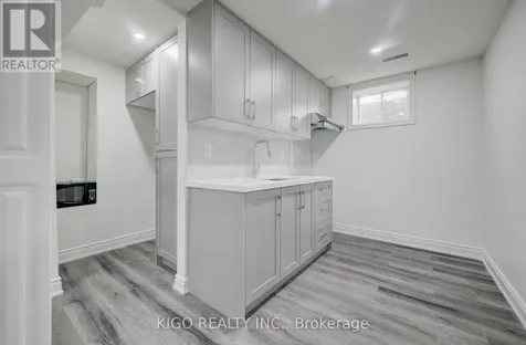 66 Shoreacres Drive Kitchener ON N2R 0K7