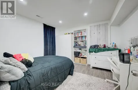 66 Shoreacres Drive Kitchener ON N2R 0K7