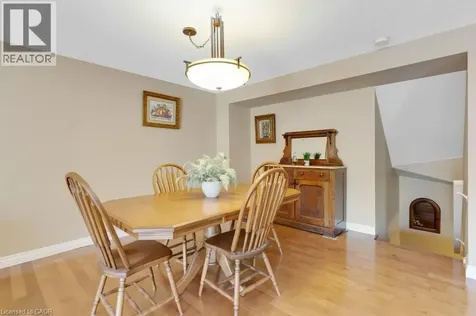 458 Beechwood Place Waterloo ON N2T 1Y9
