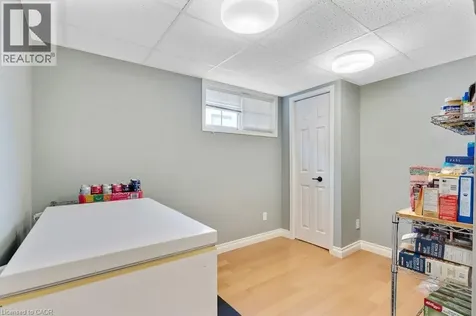 458 Beechwood Place Waterloo ON N2T 1Y9