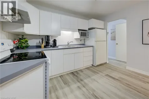 19 Hillbrook Crescent Kitchener ON N2N 1J4