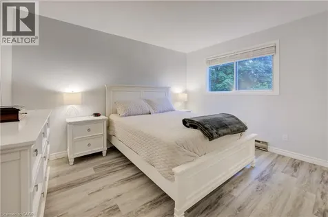 19 Hillbrook Crescent Kitchener ON N2N 1J4