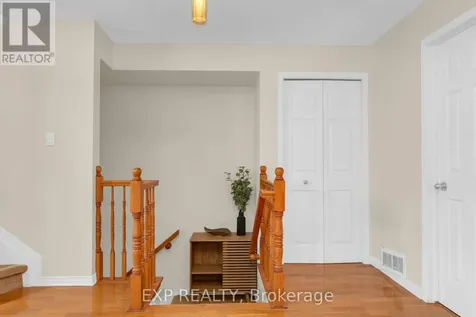 555 Reardon Private Ottawa ON K1V 2L1
