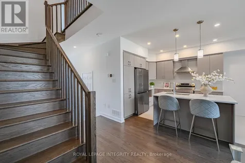53 Maize Street Ottawa ON K2S 2T2