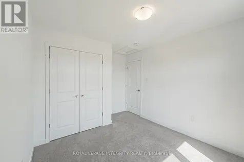 53 Maize Street Ottawa ON K2S 2T2