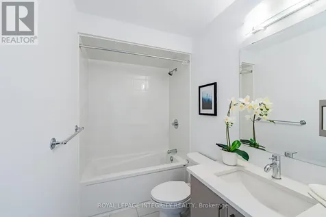 53 Maize Street Ottawa ON K2S 2T2