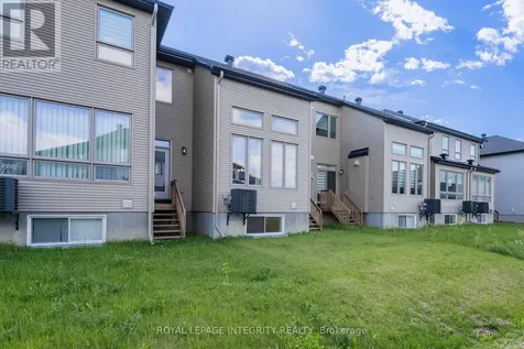 53 Maize Street Ottawa ON K2S 2T2