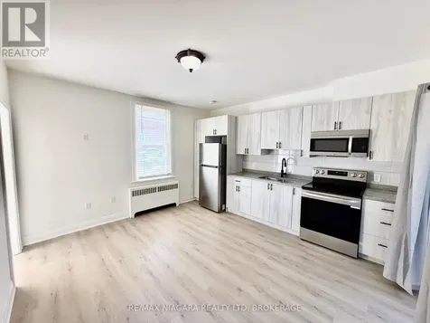 4711 River Road Niagara Falls (downtown) ON L2E 3G2