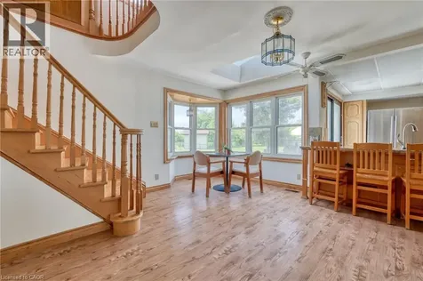 5 Mazza Avenue Dundas ON L9H 5E2