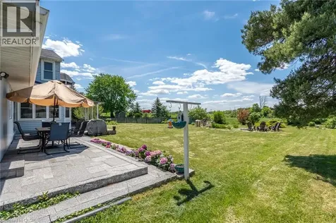 5 Mazza Avenue Dundas ON L9H 5E2