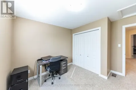 23 Winston Avenue Petawawa ON K8H 0C1