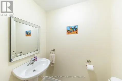 23 Winston Avenue Petawawa ON K8H 0C1