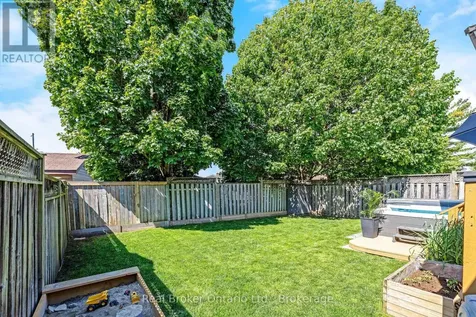 22 Atto Drive Guelph (victoria North) ON N1E 0E4