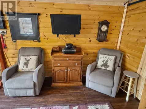 18246 Highway 540 Evansville ON P0P 1E0