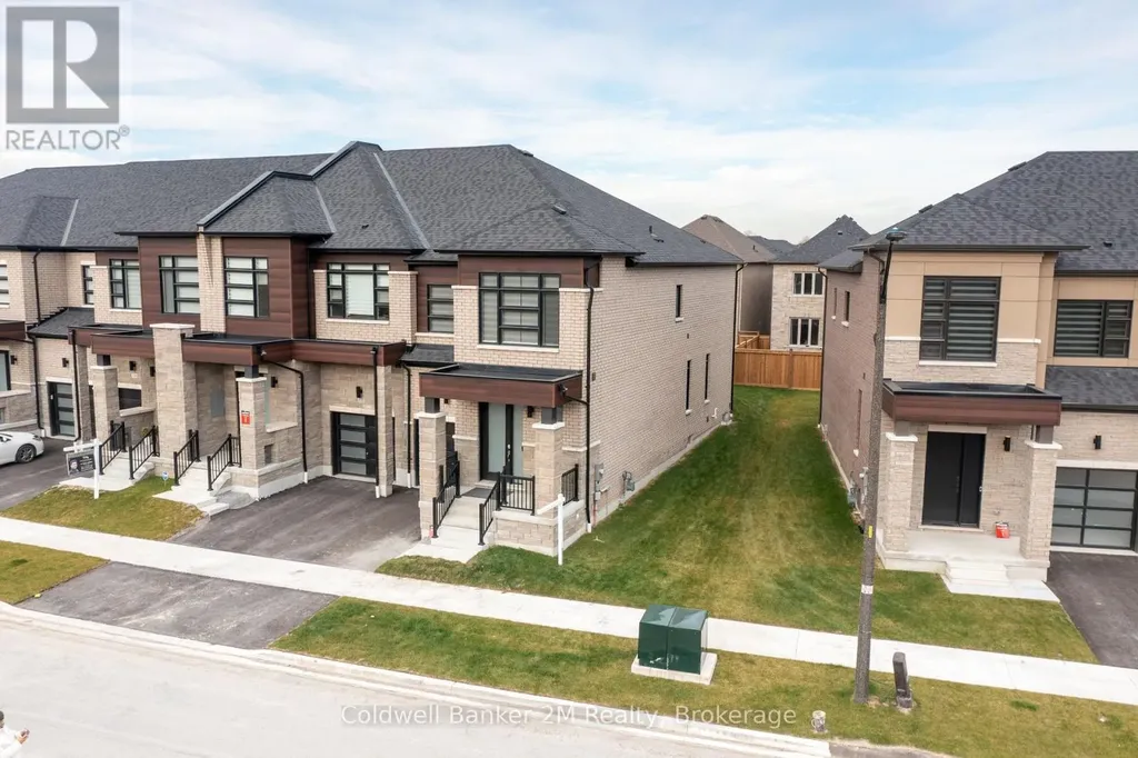 136 Ogston Crescent Whitby ON L1P 0H3
