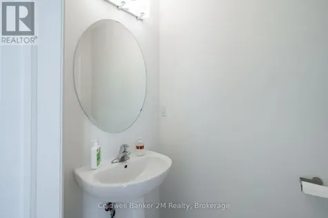 136 Ogston Crescent Whitby ON L1P 0H3