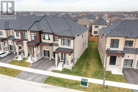 136 Ogston Crescent Whitby ON L1P 0H3