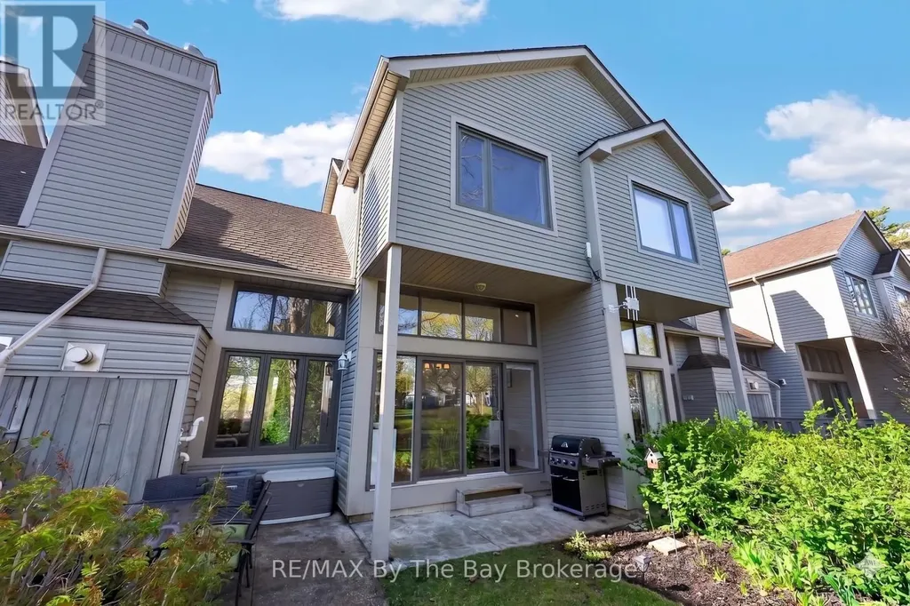 43 Trafalgar Road Collingwood ON L9Y 5G4