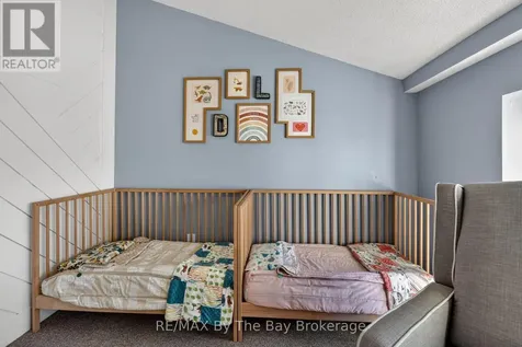 43 Trafalgar Road Collingwood ON L9Y 5G4