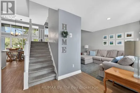 43 Trafalgar Road Collingwood ON L9Y 5G4