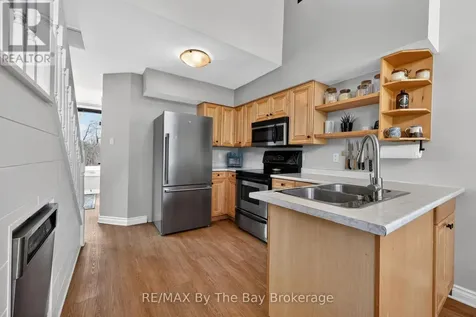 43 Trafalgar Road Collingwood ON L9Y 5G4