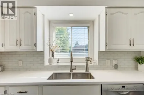 102 Allen Street Tillsonburg ON N4G 5K1