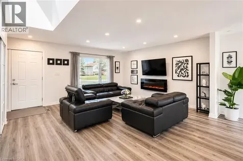 102 Allen Street Tillsonburg ON N4G 5K1