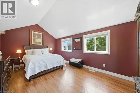 784 Butternut Avenue Waterloo ON N2V 2M3