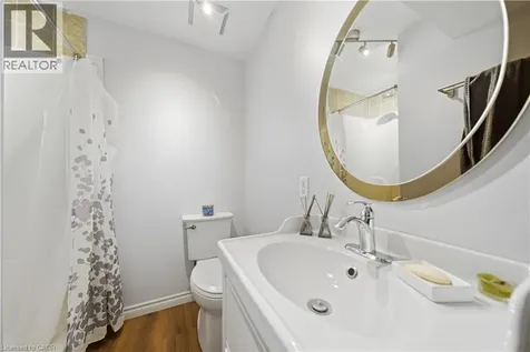 784 Butternut Avenue Waterloo ON N2V 2M3