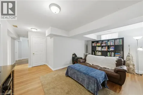 784 Butternut Avenue Waterloo ON N2V 2M3