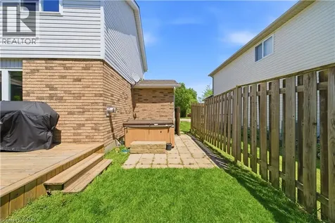 784 Butternut Avenue Waterloo ON N2V 2M3