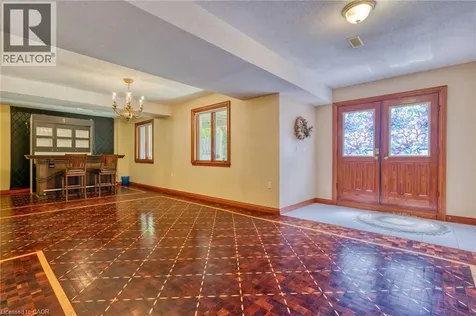 23 Susan Drive Hamilton ON L9C 7R1