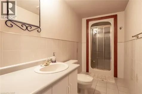 23 Susan Drive Hamilton ON L9C 7R1
