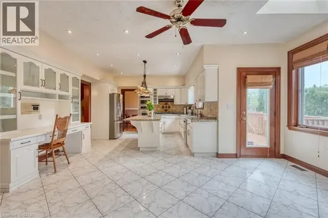 23 Susan Drive Hamilton ON L9C 7R1