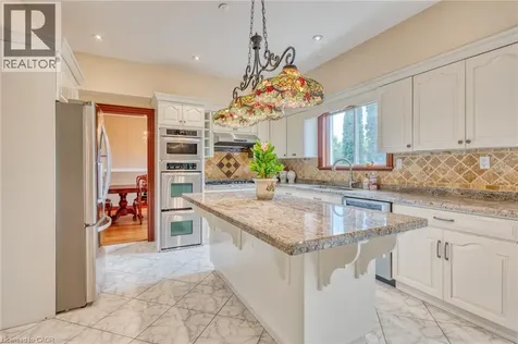 23 Susan Drive Hamilton ON L9C 7R1
