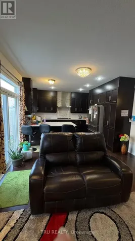 309 Everglade Way Ottawa ON K2M 0K8