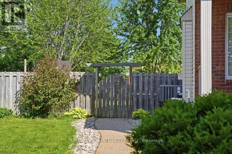 1067 Rocky Harbour Crescent Ottawa ON K1V 1V3
