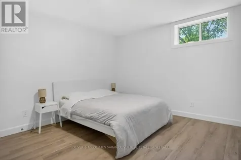 2120 Linkway Boulevard London South (south A) ON N6K 0K8