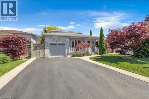 640 Acadia Drive Hamilton ON L8W 3V1